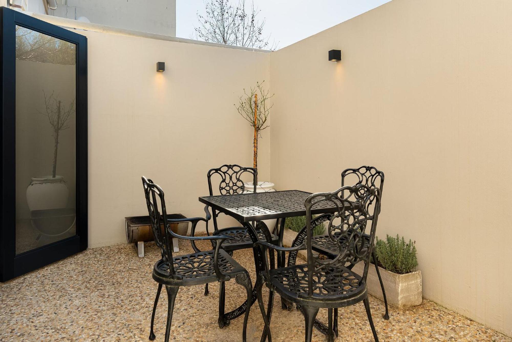 Luxury Franschhoek Getaway Next To Winetram Exterior photo